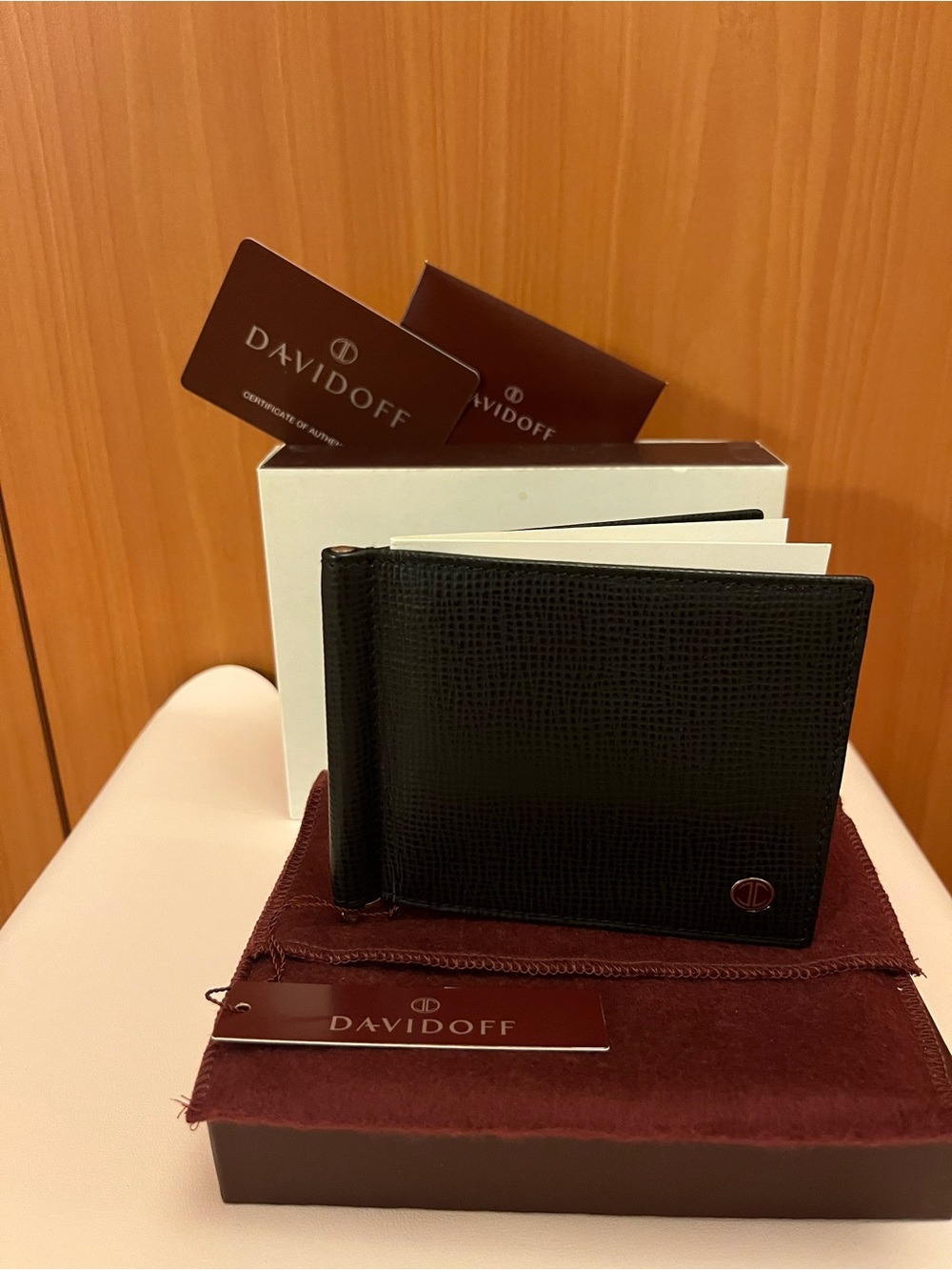 Davidoff Credit Card with Money Clip in Black Leather (10234)